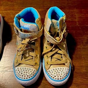 Light up Sketchers sneakers girls size 11